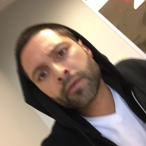 Meet your Posher, Adam